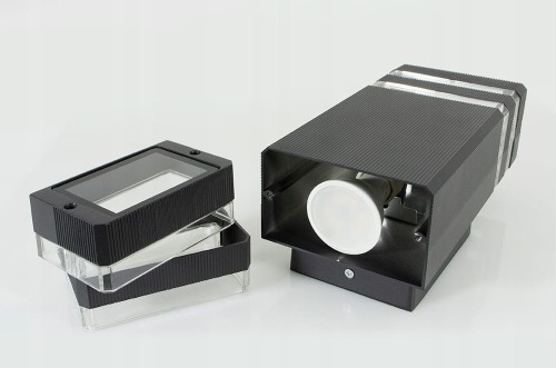 Lampa elewacyjna LED CUBO czarny