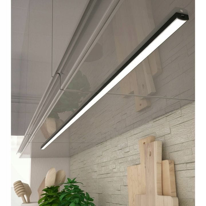 Profil LED aluminiowy do taśm natynkowy czarny 2m + klosz mleczny