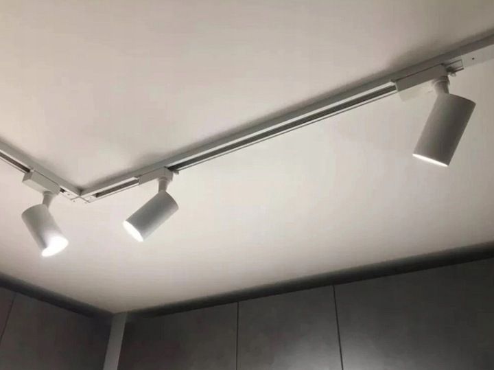 Zestaw szynowy Szynoprzewód 3m + 2x Lampa wisząca + 3x reflektor SuperLED