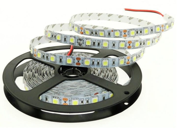 Taśma 300 LED 5050 IP65 12V 72W 5m neutralna