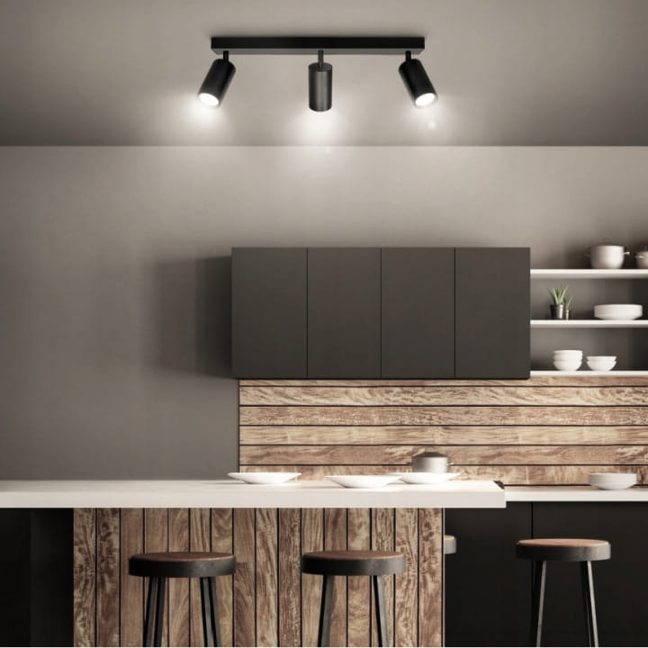 Lampa-sufitowa-kinkiet-spot-oprawa-halogenowa-natynkowa-3x-GU10-Marka-SuperLED.jpeg