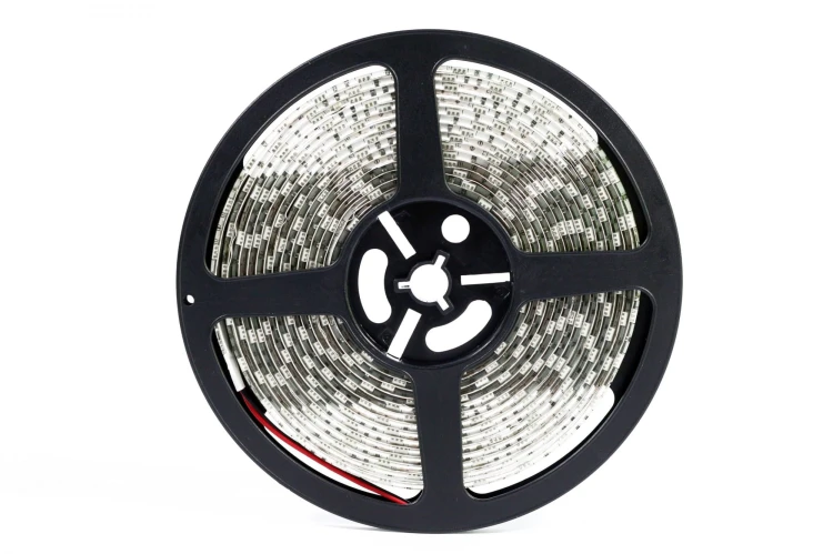 Taśma 300 LED 5050 IP65 12v 72W 5m zielona