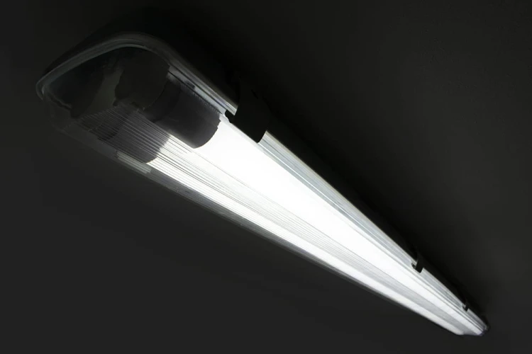 Oprawa hermetyczna 120cm na 2 świetlówki LED T8 Hermi